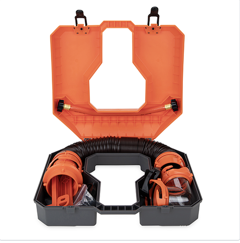 Étui avec accessoires pour réservoir portable