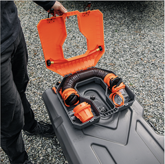 Étui avec accessoires pour réservoir portable