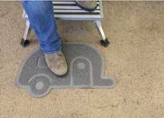 Entrance mat with retro design